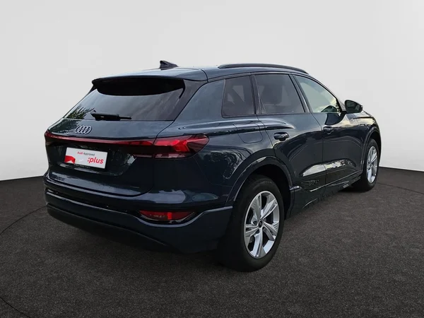 AUDI Q6 e-tron (2026) — foto 20 van 24