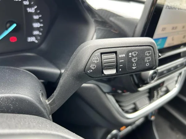 FORD Fiesta (2021) — foto 18 van 28