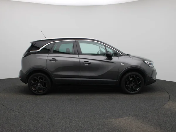 Opel Crossland (2022) — foto 32 van 35