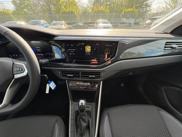 VOLKSWAGEN Polo (2026) — foto 3 van 24