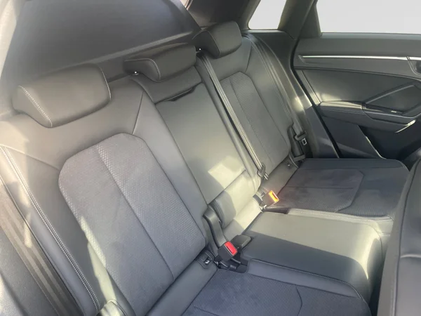 AUDI Q3 (2024) — foto 13 van 21