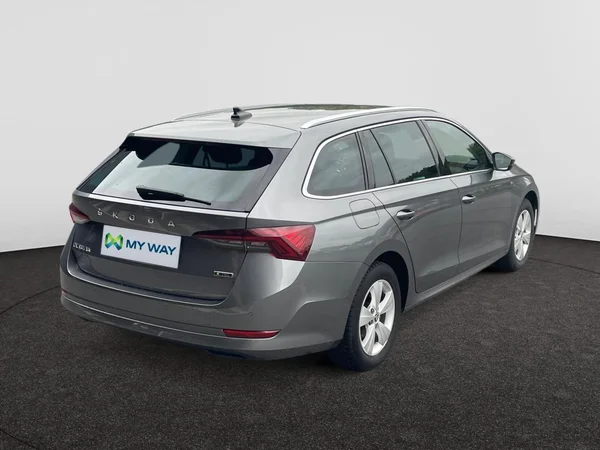 SKODA Octavia Combi (2023) — foto 17 van 21