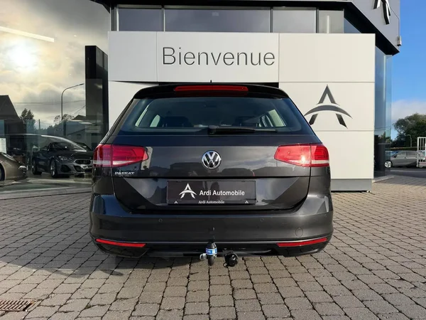 Volkswagen Passat (2019) — foto 19 van 23