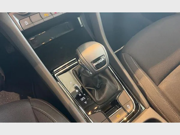 SKODA Karoq (2026) — foto 14 van 24