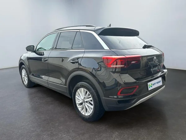 VOLKSWAGEN T-Roc (2022) — foto 20 van 24
