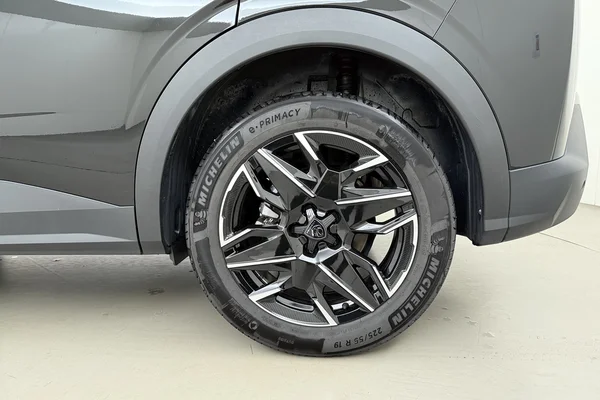 Peugeot 3008 (2025) — foto 18 van 21