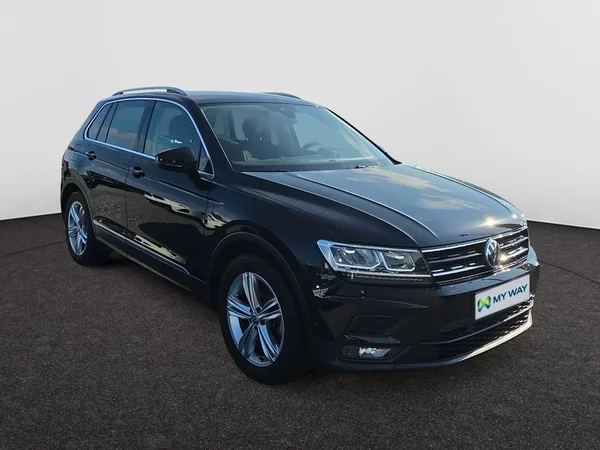 VOLKSWAGEN Tiguan (2019) — foto 22 van 24