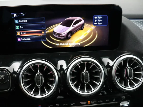 Mercedes-Benz EQA (2025) — foto 15 van 33