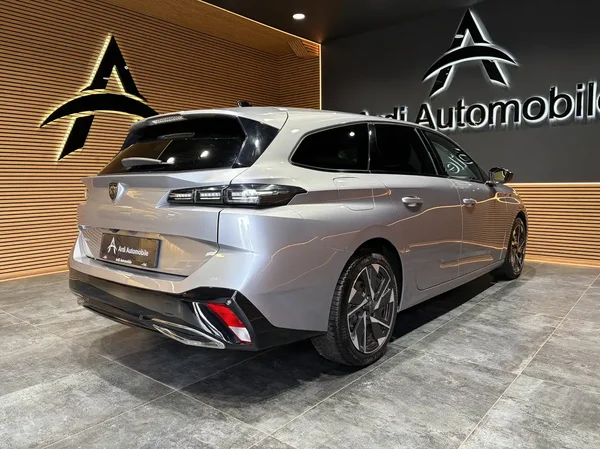 Peugeot 308 (2023) — foto 21 van 26