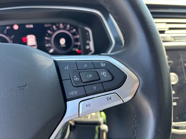 VOLKSWAGEN Tiguan eHybrid (PHEV) (2021) — foto 5 van 20