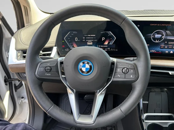 BMW 2 Active Tourer (U06) (2025) — foto 4 van 24
