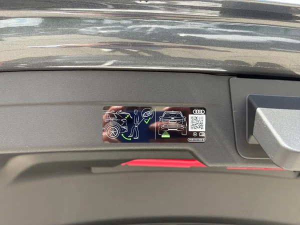 AUDI A5 e-hybrid (PHEV) (2026) — foto 13 van 20