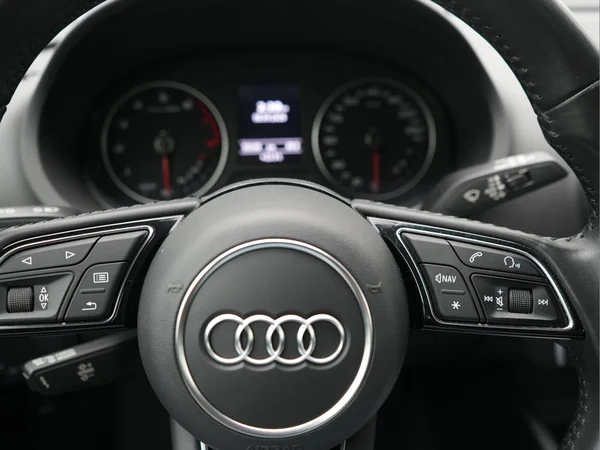 AUDI A3 Sportback (2019) — foto 11 van 26