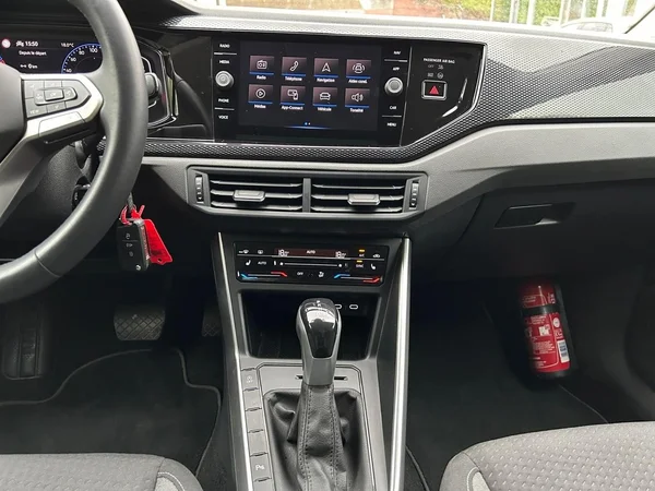 VOLKSWAGEN Polo (2022) — foto 7 van 23