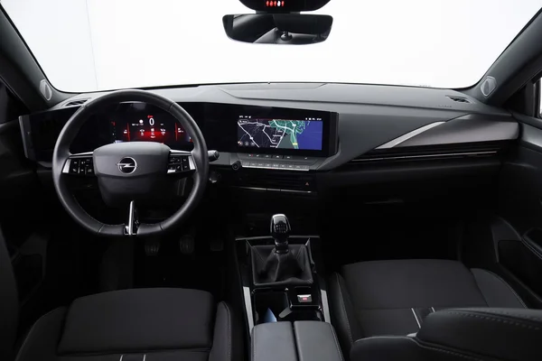 Opel Astra (2024) — foto 3 van 54