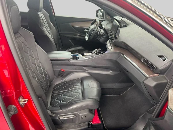 Peugeot 3008 (2021) — foto 9 van 23
