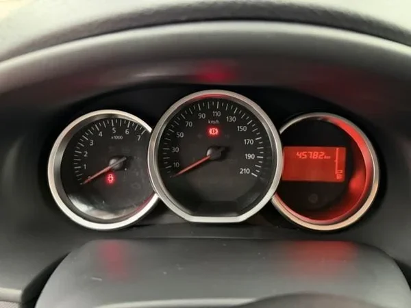 Dacia Sandero Stepway (2018) — foto 3 van 17