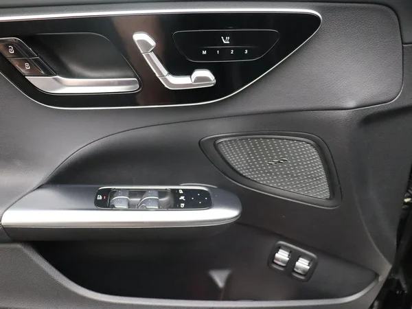 Mercedes-Benz C-Klasse (2025) — foto 25 van 26