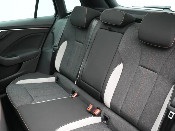 SKODA Kamiq (2024) — foto 4 van 31
