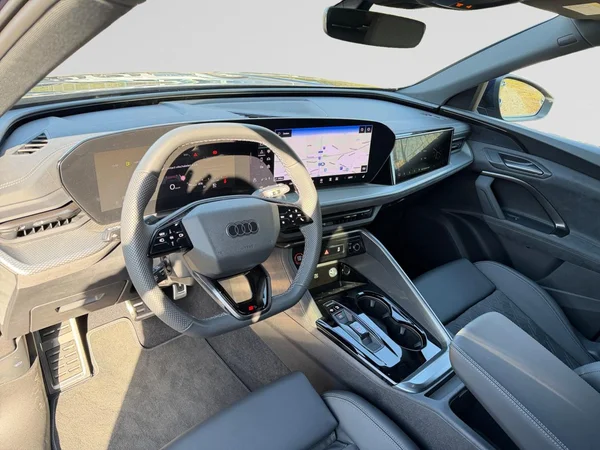 AUDI Q5 Sportback (2026) — foto 2 van 17