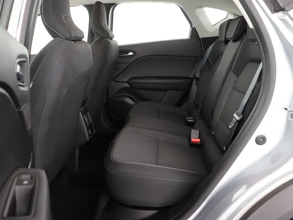 RENAULT Captur (2022) — foto 5 van 28