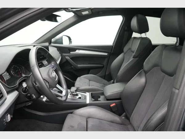 AUDI Q5 Sportback (2022) — foto 25 van 29