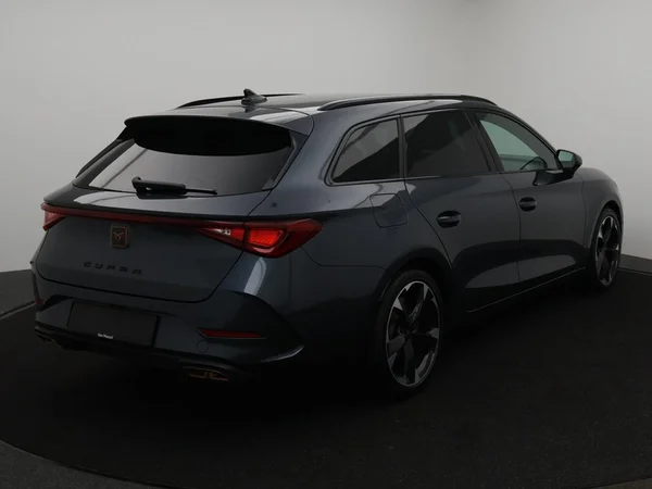 CUPRA Leon ST e-Hybrid (PHEV) (2024) — foto 27 van 29