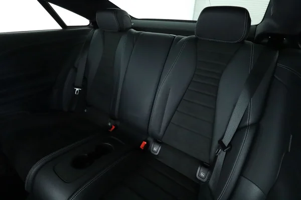 Mercedes-Benz E-Klasse (2019) — foto 5 van 16