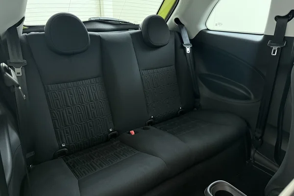 Fiat E-500 (2024) — foto 18 van 19