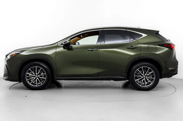 Lexus NX 450h+ (2023) — foto 12 van 60
