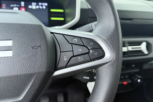 Dacia SPRING (2025) — foto 5 van 15