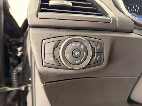 Ford Mondeo (2019) — foto 10 van 18