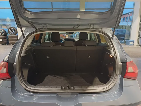 Hyundai i20 (2024) — foto 2 van 21