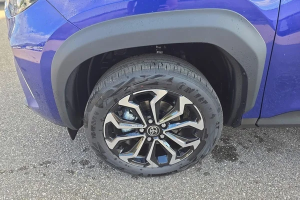 Toyota Yaris Cross Hybrid (HEV) (2026) — foto 18 van 26