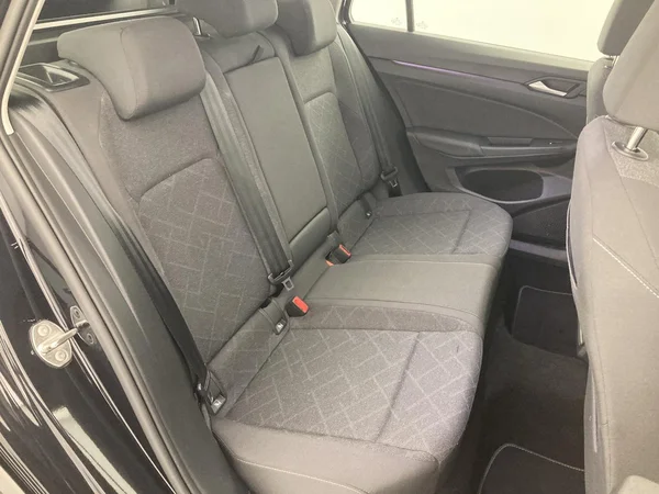 VOLKSWAGEN Golf VIII SW (2022) — foto 16 van 36