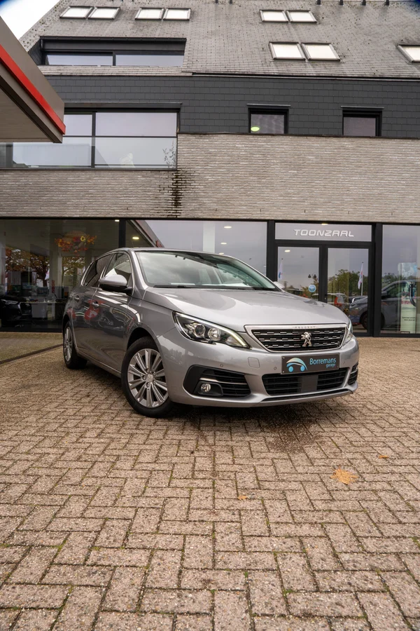 Peugeot 308 (2021) — foto 48 van 64