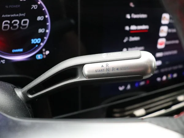 Mercedes-Benz CLA (2025) — foto 4 van 29
