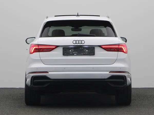 AUDI Q3 PHEV (2024) — foto 20 van 23