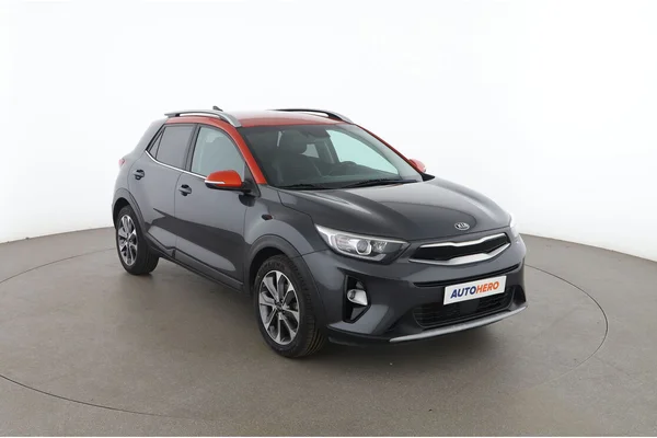 Kia Stonic (2020) — foto 14 van 16