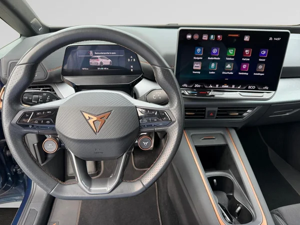 CUPRA Born (2025) — foto 2 van 16