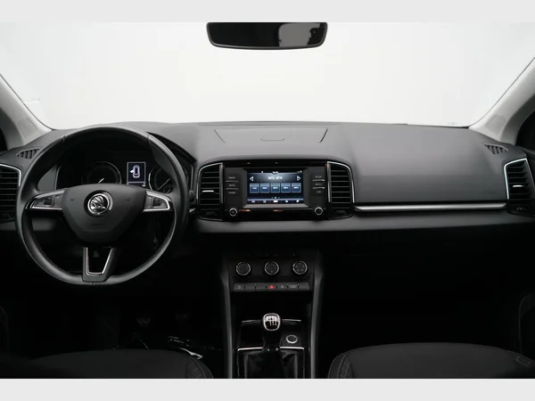 SKODA Karoq (2020) — foto 6 van 26