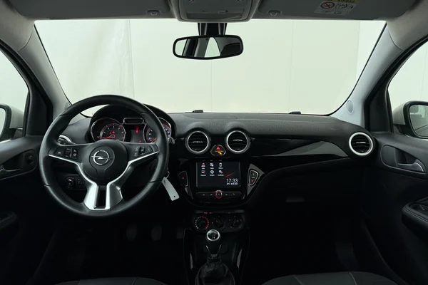Opel Adam (2019) — foto 17 van 17