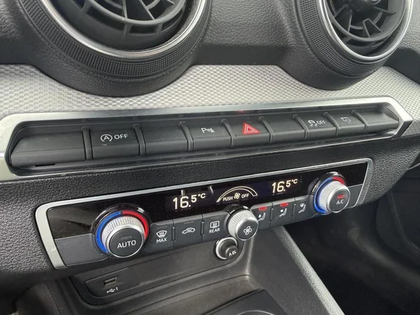 AUDI Q2 (2022) — foto 11 van 28