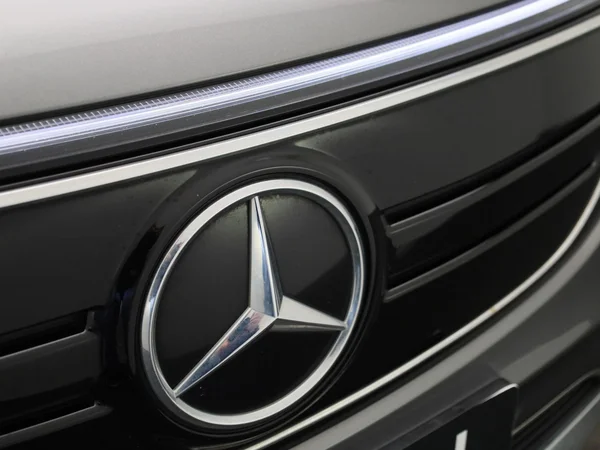 Mercedes-Benz EQB (2022) — foto 32 van 48