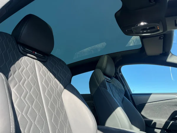 AUDI A6 Sportback e-tron (2026) — foto 20 van 24