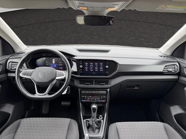 VOLKSWAGEN T-Cross (2023) — foto 16 van 18