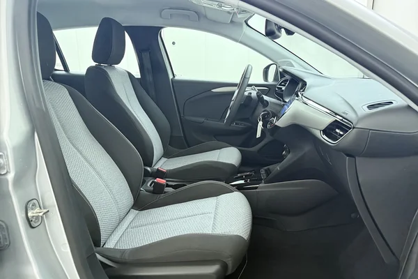 Opel Corsa (2025) — foto 18 van 20