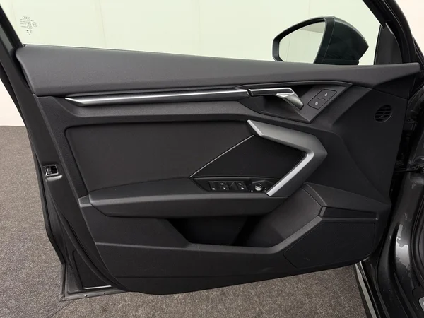 AUDI A3 Sportback (2025) — foto 7 van 18