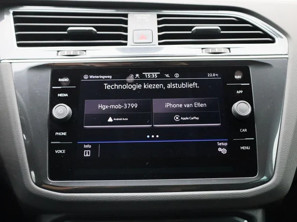Volkswagen Tiguan (2022) — foto 17 van 39