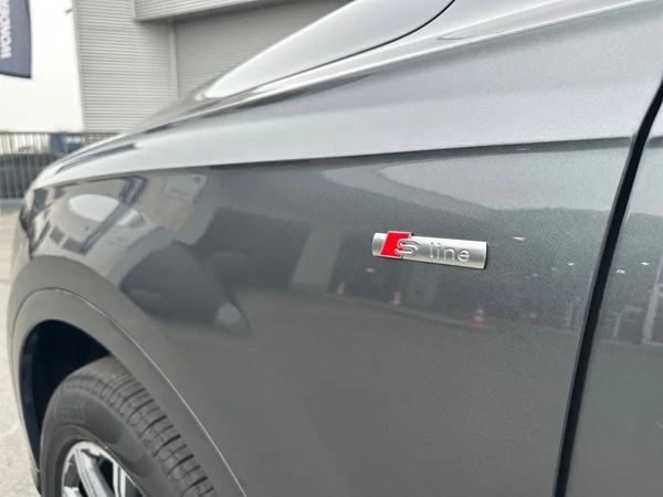AUDI Q7 (2016) — foto 17 van 24